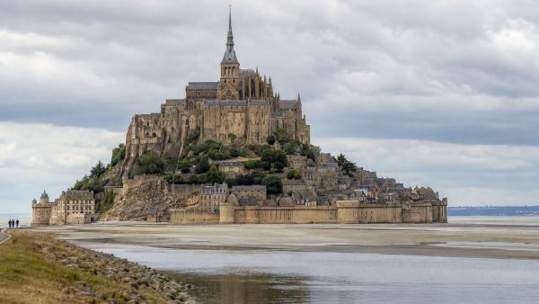 L'histoire insoupçonnée du Mont Saint-Michel révélée