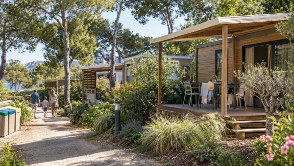 Vacances en camping 2 étoiles au coeur de la nature